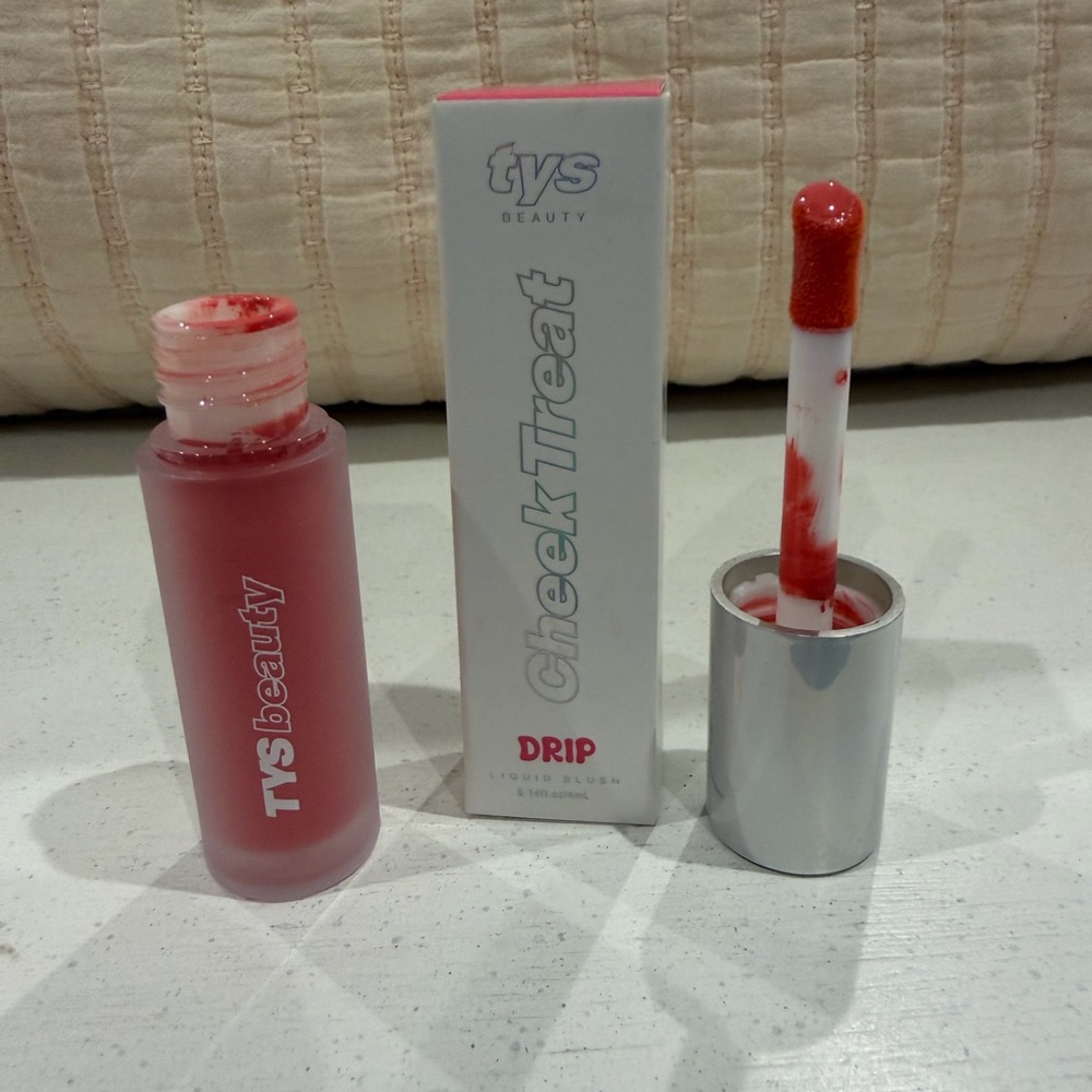 Cheek Treat Drip - Vibrant Red